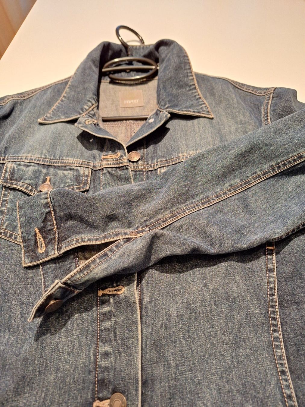 Esprit Jacken: Jeansjacke "Klassiker" von Esprit – Gebraucht aus Cham von Fiftyfive 2