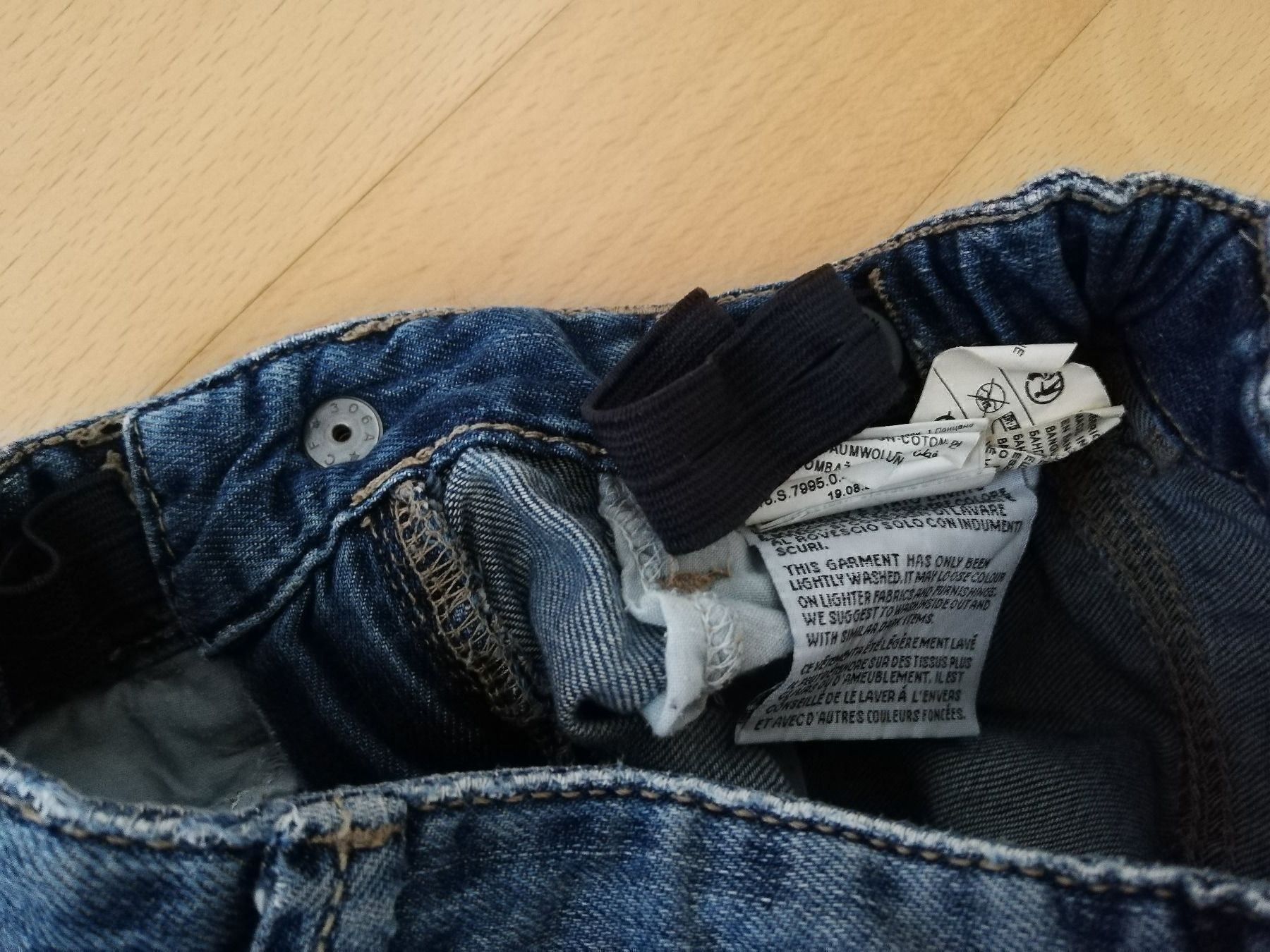 Benetton Pantaloni: Jeans von Benetton in Gr. 98 – Usato da Oberrieden venduto da smarties949 3