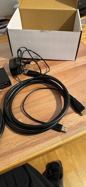 Cavi: Delock 2 Port HDMI KVM – Usato da Aarau venduto da Slaxx 1