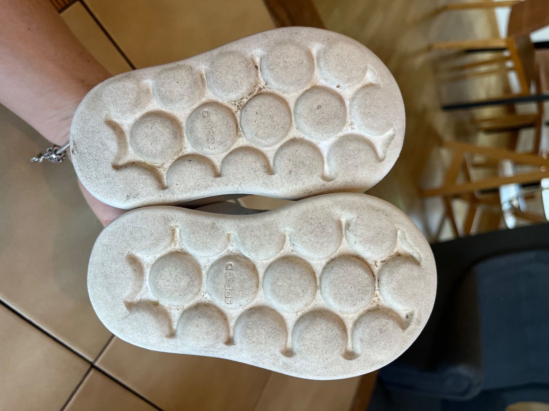 Adidas Scarpe per ragazzi: Kinder Sneaker Adidas weiss Grösse 23 – Usato da Thun venduto da rai_pn76 1