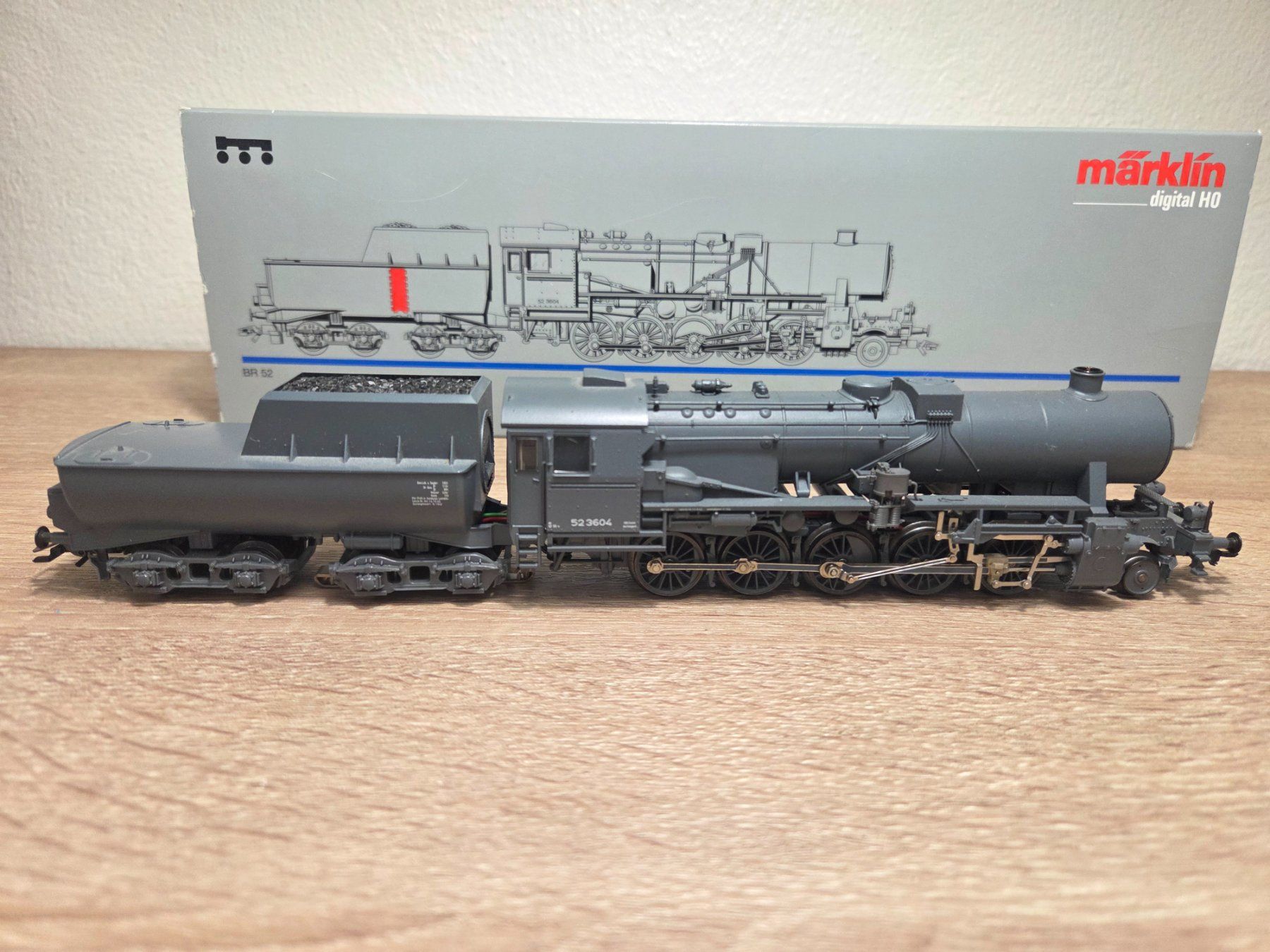 Märklin Modellini di ferrovie: Märklin 3793 Dampflok BR 52 Digital H0 – Usato da St-Aubin-Sauges venduto da Lo_Go 1