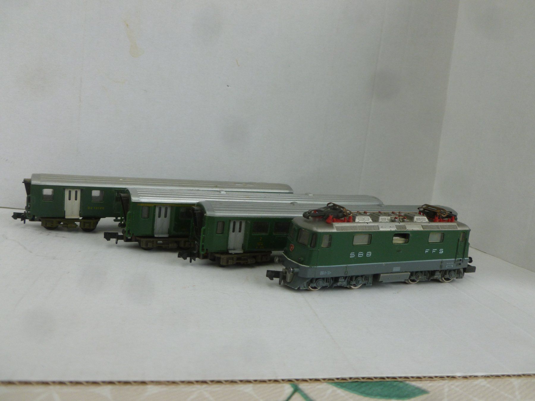 Arnold Modellini di ferrovie: Arnold Re4/4II mit 3 PW – Usato da Bubikon venduto da Br103er