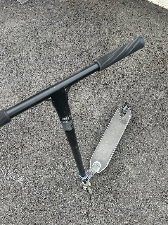 Kickboard: Trottinette freestyle – D'occasion à La Chaux-de-Fonds par pinochio01 1