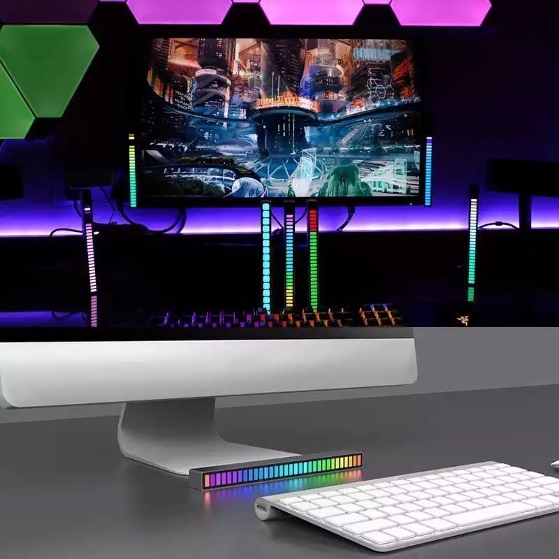 Lampen: LED RGB Musik kontrollierte Bar mit APP – Neu und originalverpackt aus Rudolfstetten von 2Angebote 1
