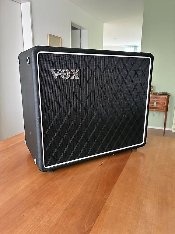 Amplificatori: Speaker Cabinet Vox BC 112 – Usato da Bülach venduto da ChutzeMist60