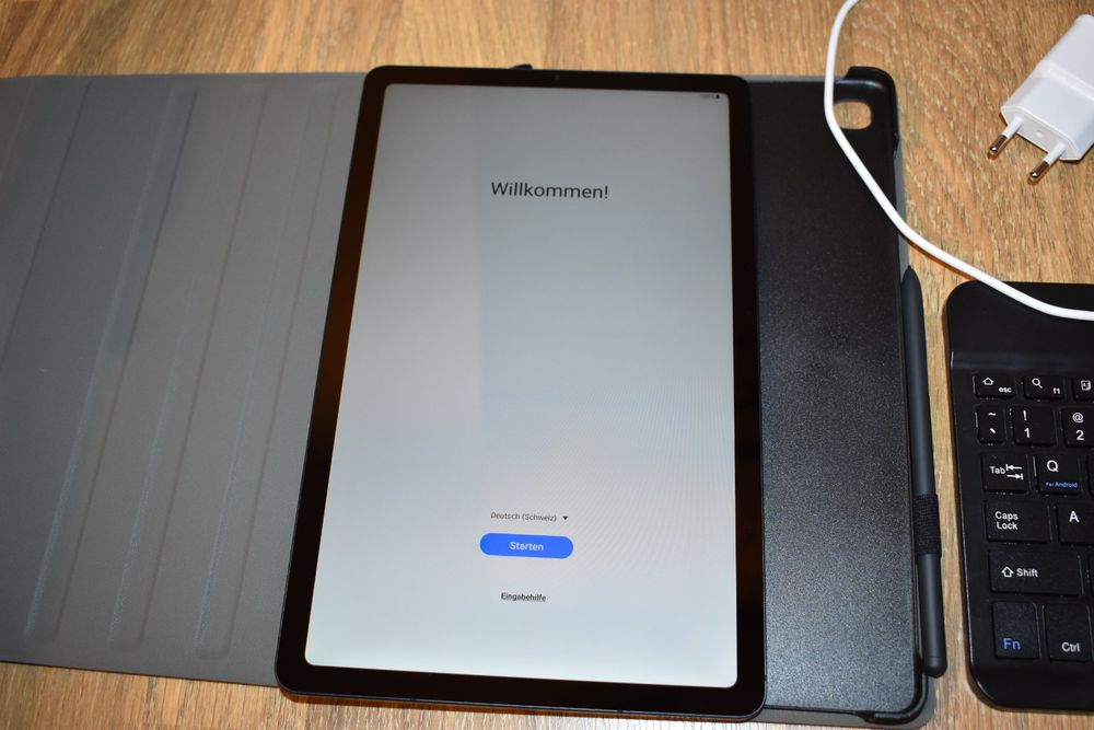 Samsung Galaxy Tab S6 Lite 64GB plus Tastatur, Cover + Stift Kaufen auf Ricardo