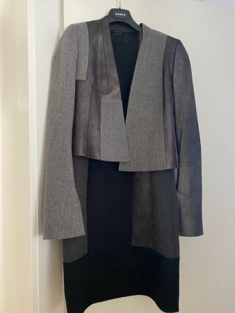 Designer echt Leder Akris Kleid mit Jacke