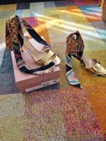 Goldsandalette 40