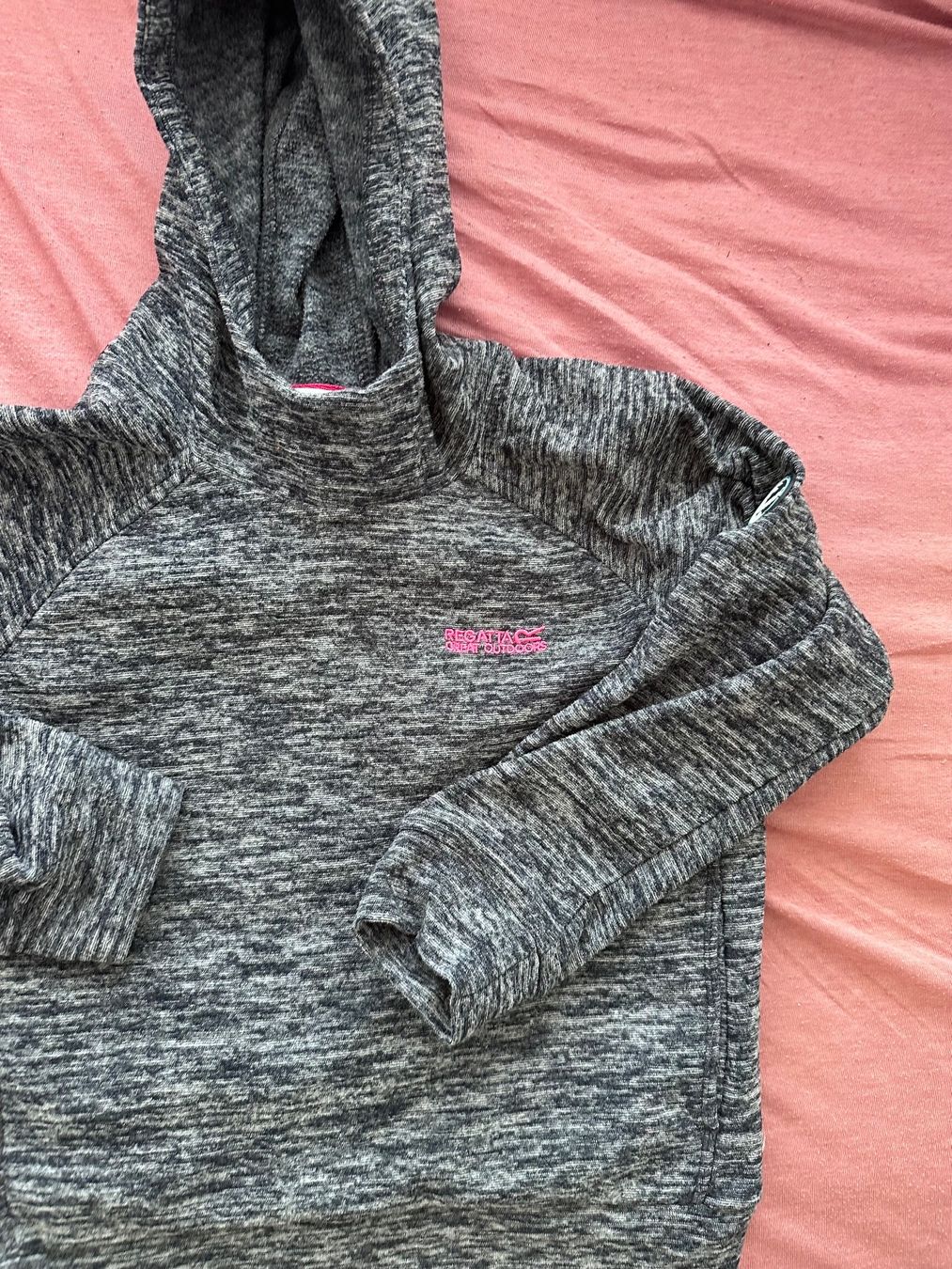Maglioni & Felpe: Regatta Outdoor Hoodie – Usato da Dürrenroth venduto da tvy_bh56 1