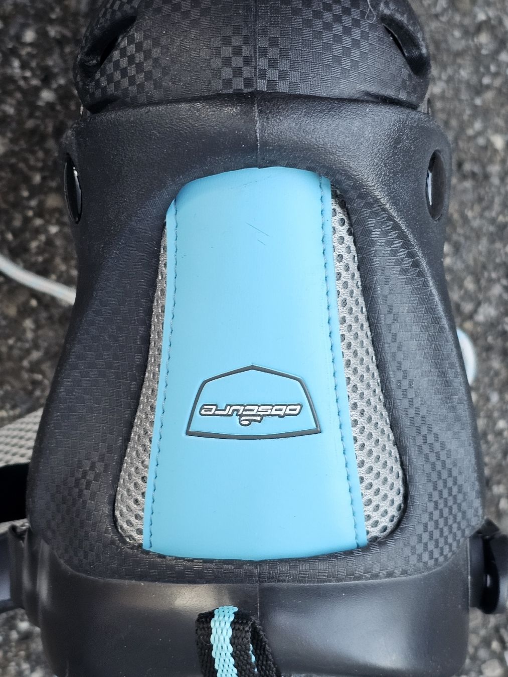 Pattini da ghiaccio: Patins à glace Obscure, taille 36 – Usato da Bulle venduto da Bflowx 3