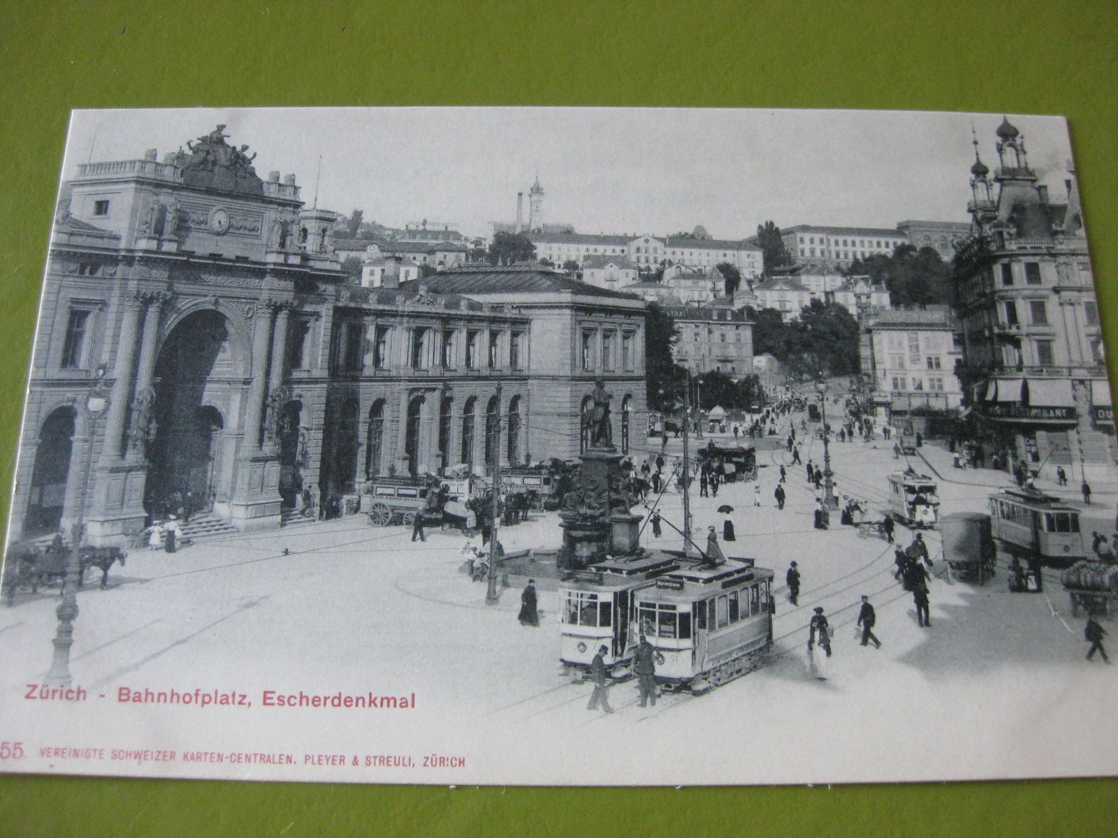 Cartoline postali: AK Zürich Bahnhofplatz mit Tram – Usato da Malters venduto da Marosko