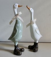 Niedliche dekorative Gänsefiguren, neu