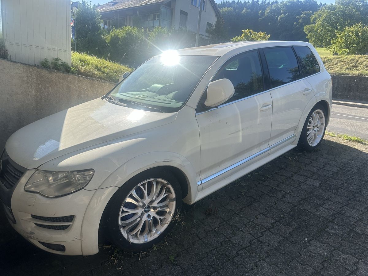 VW Automobili: VW Touareg R50 – Difettoso da Meikirch venduto da Hoonigan12 6
