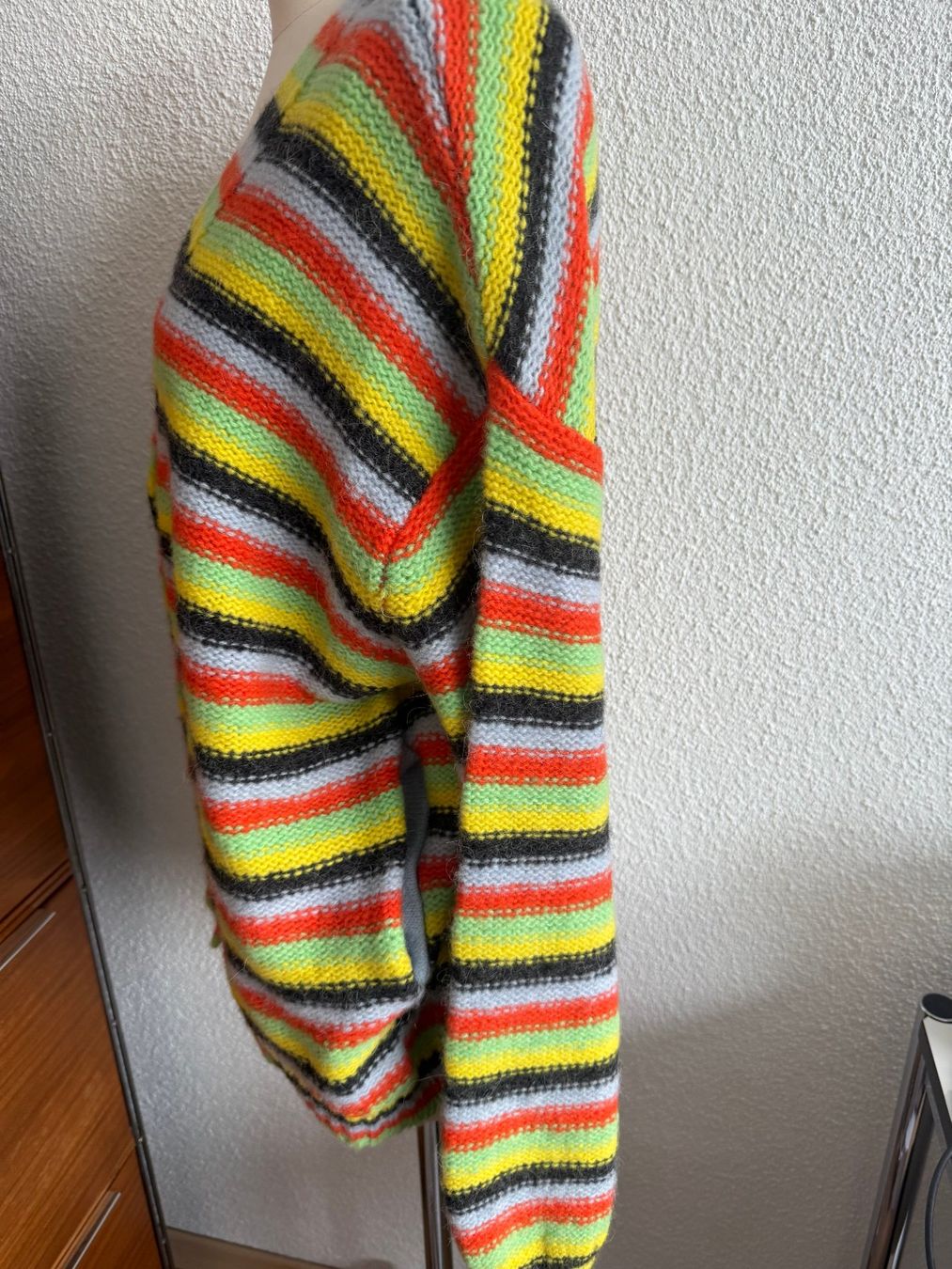 Giacche: Neuware Fancy Frogbox Strickjacke Gr. L Wolle – Usato da Kirchdorf AG venduto da coco123 2