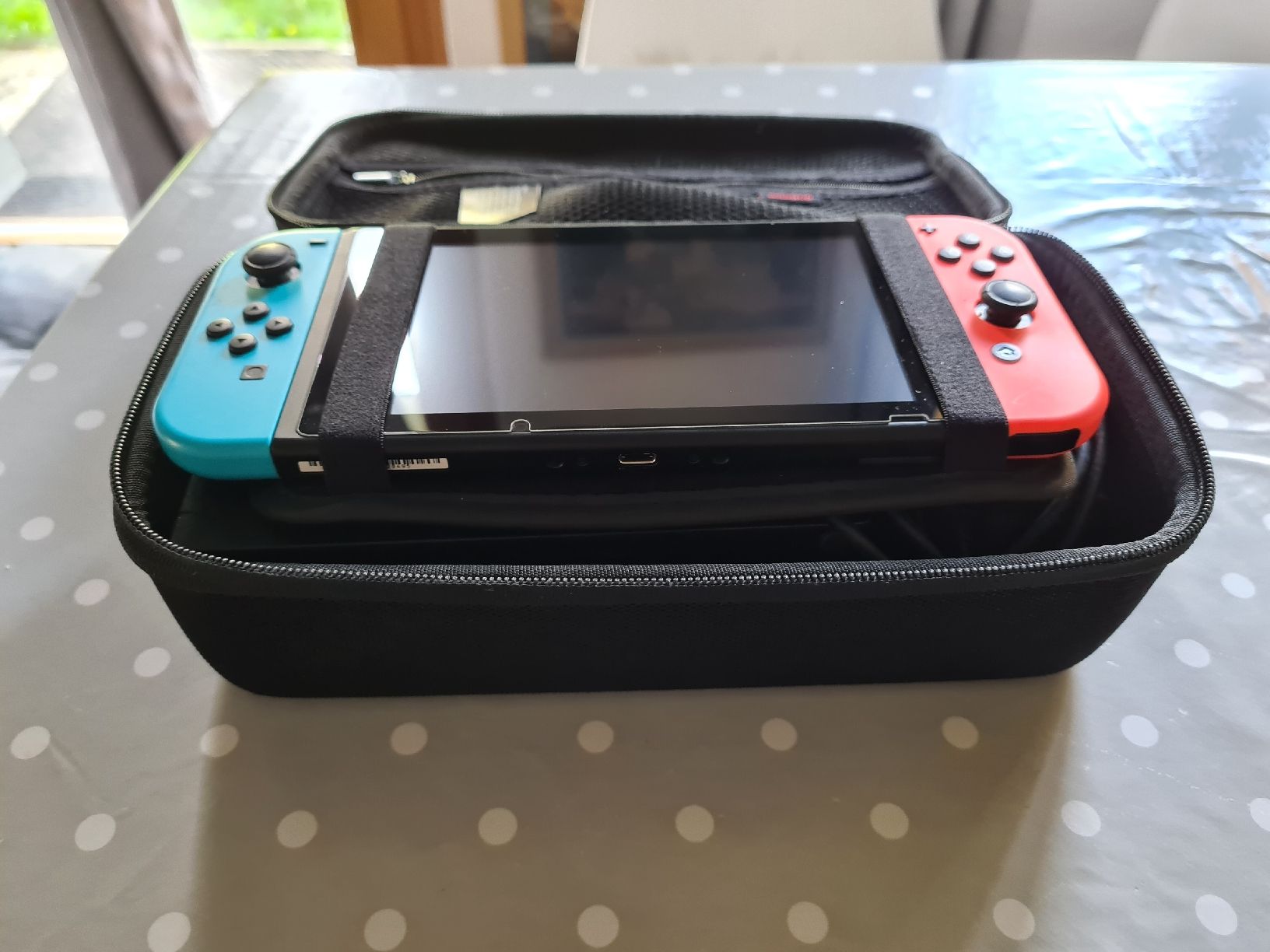 Nintendo Konsolen: Nintendo switch 1 + accessoires + jeux – Gebraucht aus Mayens-De-Chamoson von arvine29 4