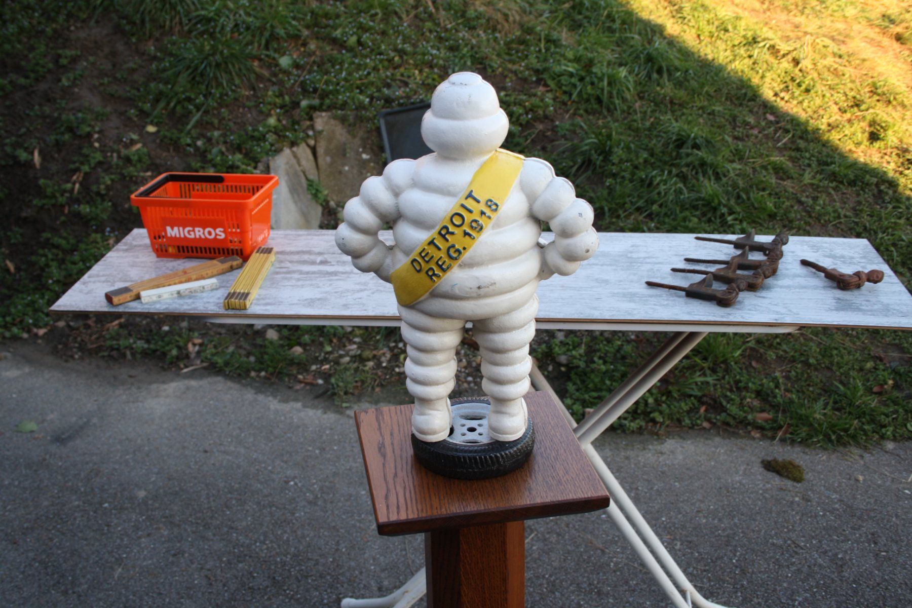 Michelin Statuette: MICHELIN MANN BIBENDUM EISEN  6 Kg. – Usato da Wauwil venduto da Pneuedy 5