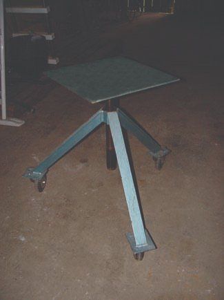 Tables: Steinmetztisch, Bildhauerdrehtsch, Modelliertisch – D'occasion à St. Margrethen SG par Goldig