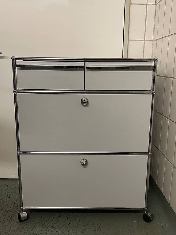 USM Kommoden: USM Haller Sideboard Lichtgrau – Gebraucht aus Dietikon von Kumar_Occasionen 6