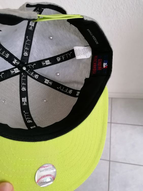 New Era Copricapi, berretti & cappellini: NY Yankees Cap New Era 9Fifty Snapback grau/grün – Nuovo (secondo la descrizione) da Schönenbuch venduto da sop_n7zd 2