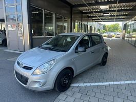 Hyundai 1 20 1.2 Comfort     MFK  06.2026