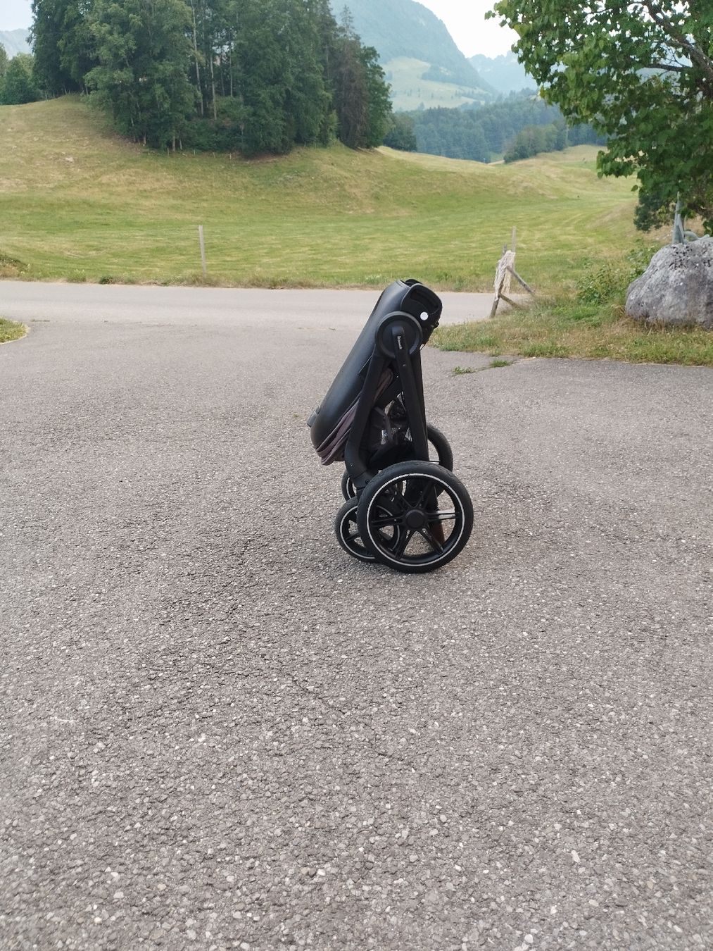 Hauck Carrozzine: Poussette réversible - Hauck Walk N care – Usato da Sciernes-d'Albeuve venduto da gabrielRU 2