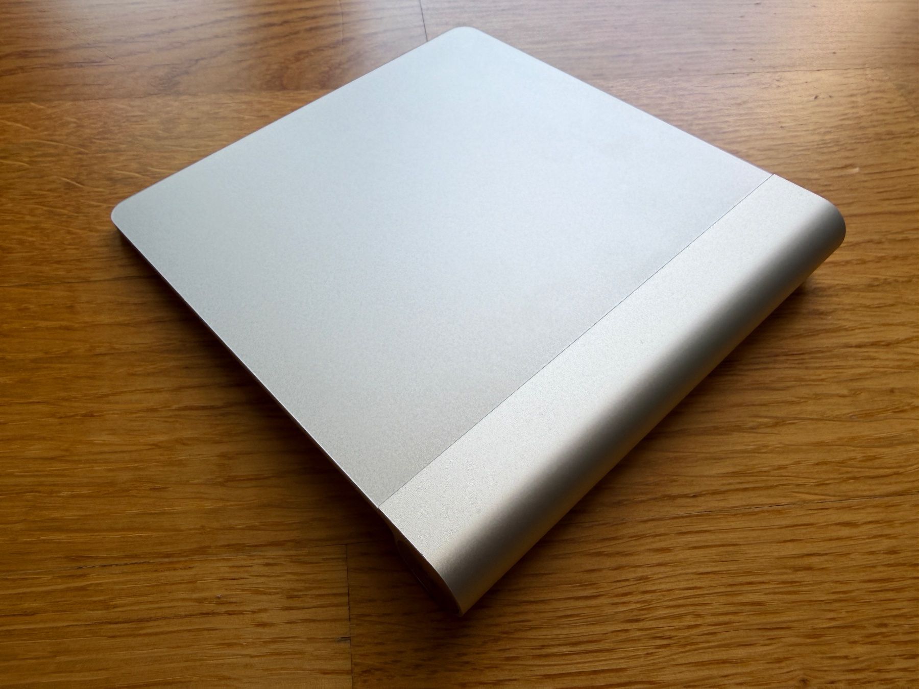 Apple Souris: Original Apple Magic Trackpad (Model A1339) – D'occasion à Basel par durelm 2