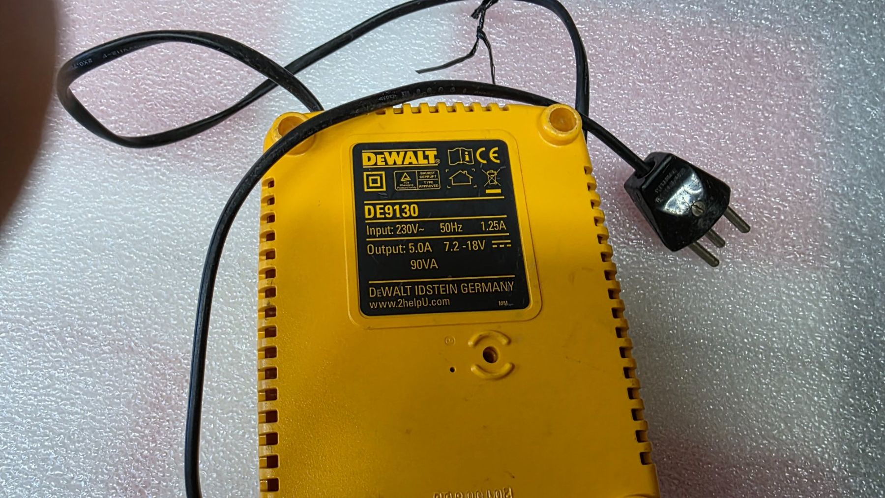 Dewalt Tutti gli attrezzi: Dewalt DE9130, 7.2-18V – Usato da Bionnens venduto da Meg011 1