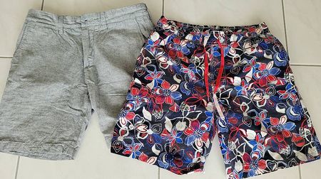 2 Hosen Badehose Gr. 29 Gr. S