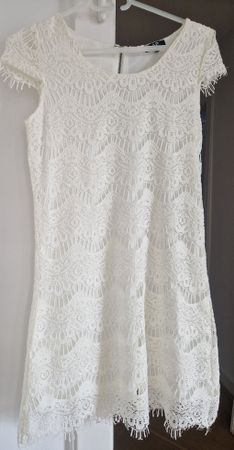 Kleid in S aus Spitze