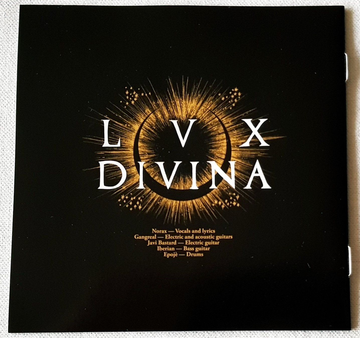 CD: Lux Divina – Walk Within The Riddle - CD - 2016  First Press – Usato da Uster venduto da Zardodel 6