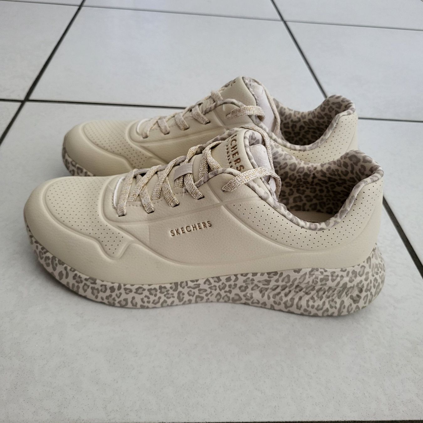 Skechers Scarpe da donna: Skechers gr.39 – Usato da Grüsch venduto da zottli26