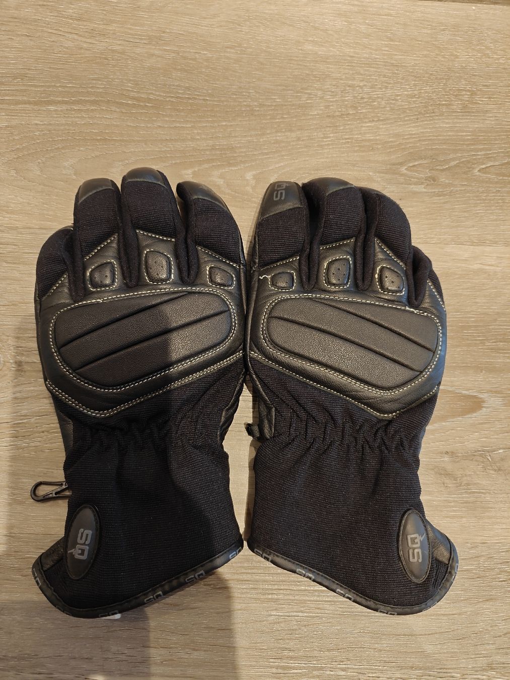 Handschuhe & Handstulpen: Motorradhandschuhe M – Gebraucht aus Pieterlen von Saemelili