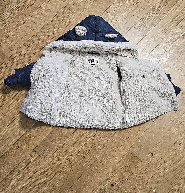 Giacche & Cappotti: Winterjacke navy mit Sternen Gr. 68 – Usato da Basel venduto da Bienli03 1
