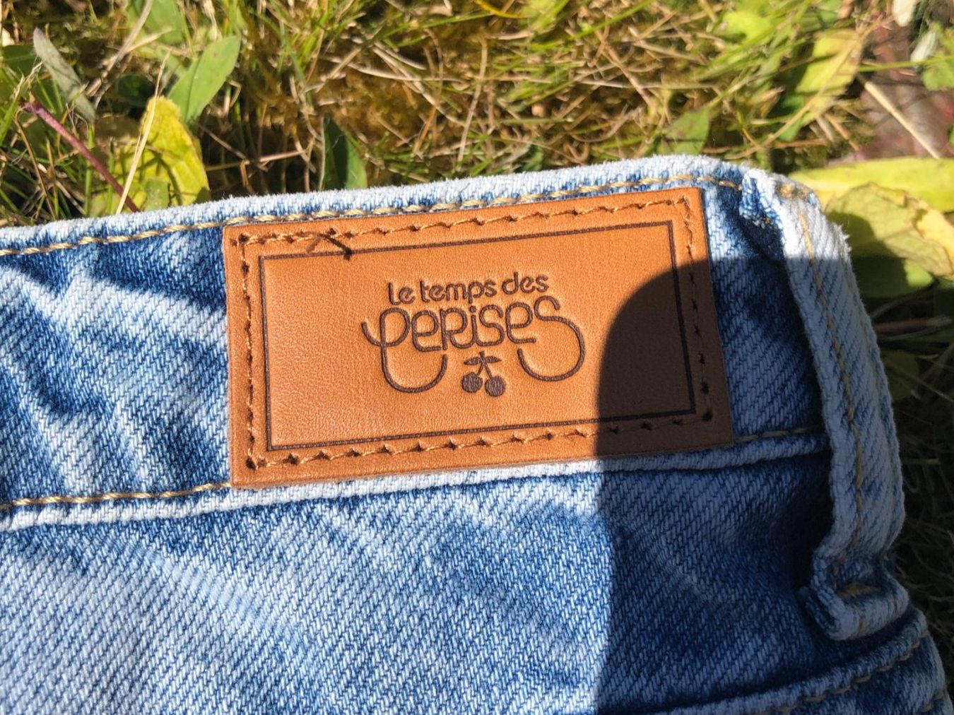Gonne: Jeansrock mit coolem Seitenknopf-Look – Usato da Wädenswil venduto da Pixie_ 3