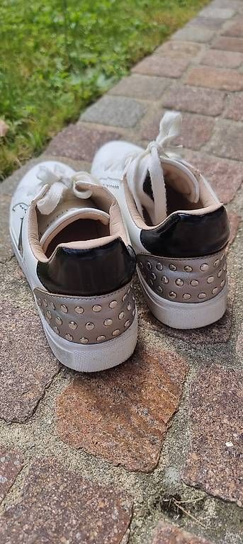 Twinset Scarpe da donna: Twinset Damen Sneakers  Gr. 38 – Usato da Vaduz venduto da has_lbl2 1