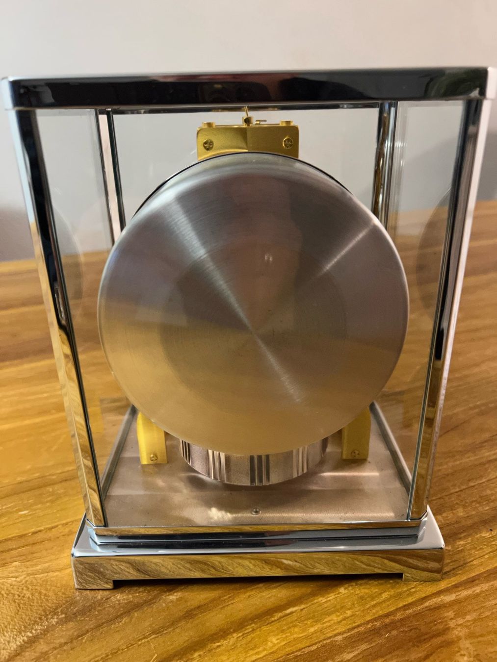 Jaeger-Lecoultre Stand- & Wanduhren: JAEGER LE COULTRE very rare bicolor ATMOS table clock - 60's – Gebraucht aus Le Mont-sur-Lausanne von LycaGallery 3