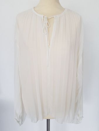 NEUE DAMENBLUSE VON H&M