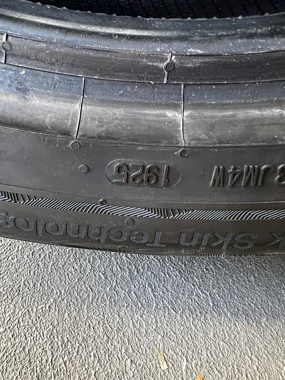 Pneumatici & Ruote complete: 205/55 R19 Winterreifen – Usato da Sursee venduto da gas_8n5t 3