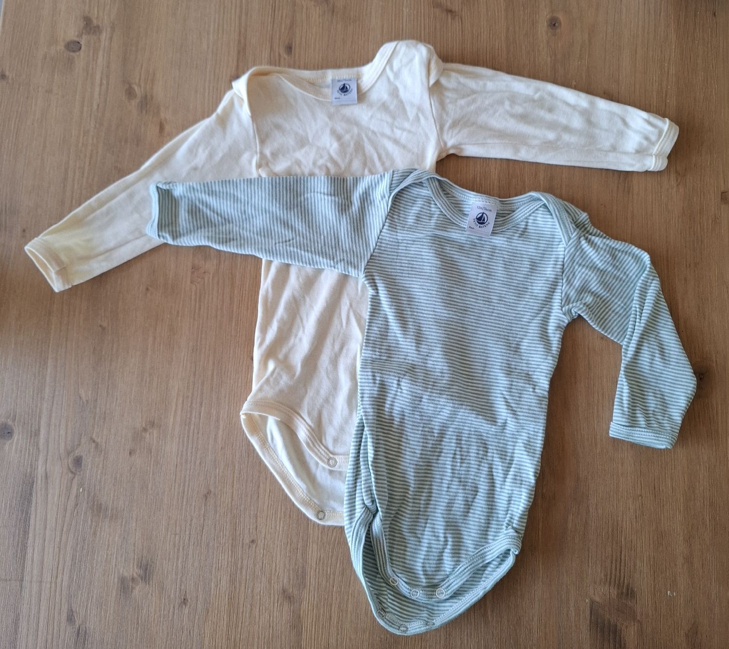 Petit Bateau Sous-vêtements: 2 body Petit Bateau 12m – Neuf (Voir description) à Genthod par daf_odill