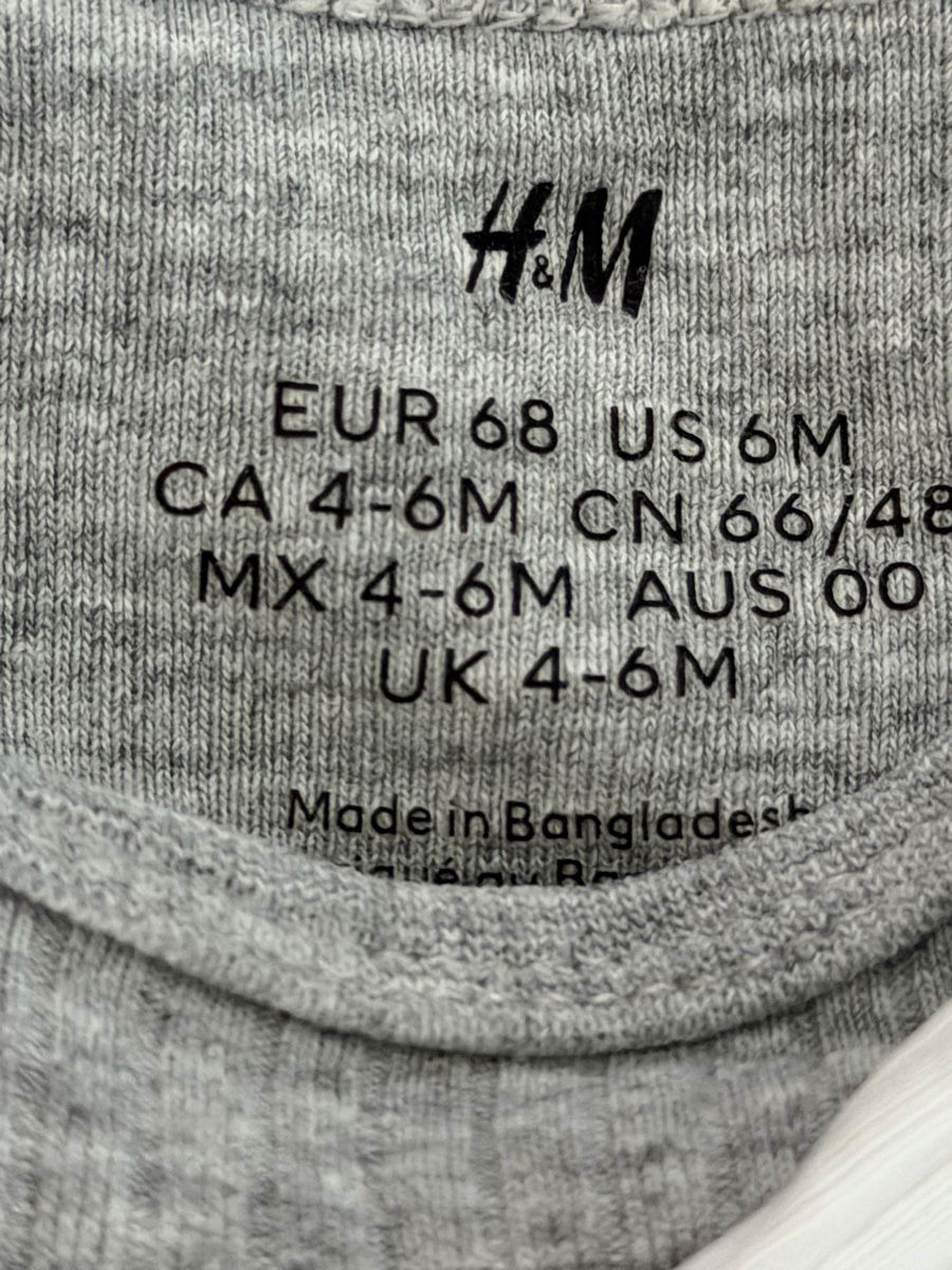 H&M Lotti & Set di vestiti: 4er Set H&M Langarm bodies Gr. 68  – Usato da Küsnacht ZH venduto da Sanibeljp 1
