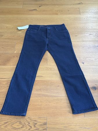 Jeans, neu und ungetragen