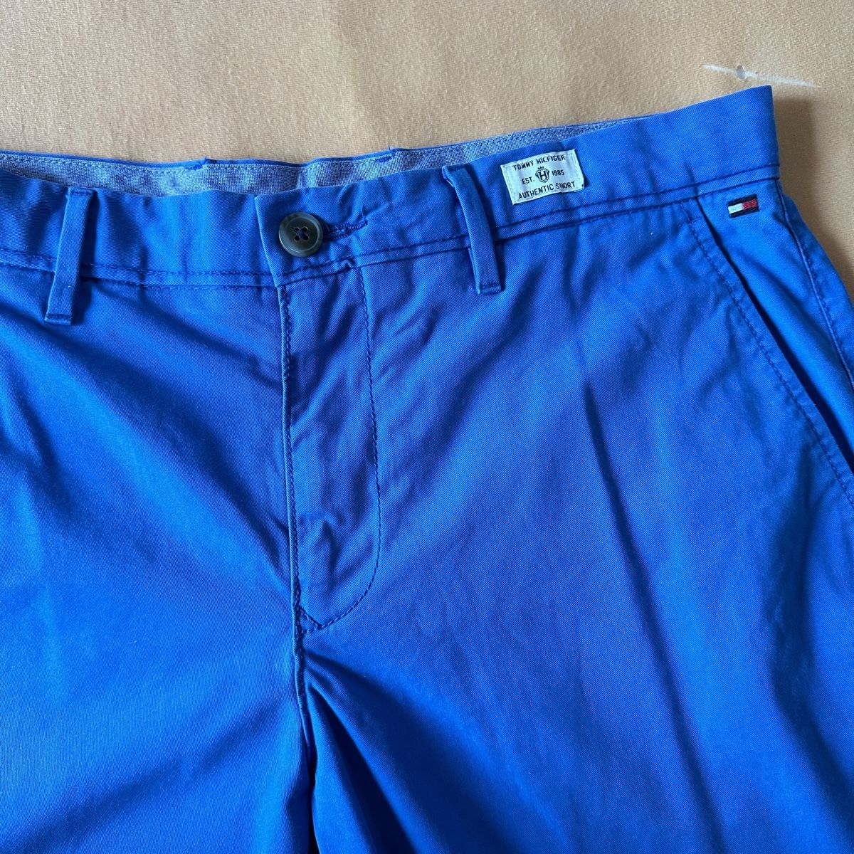 Tommy Hilfiger Hosen: Tommy Hilfiger Shorts – Neu (gemäss Beschreibung) aus Wallisellen von Last_Chance_Sale 1