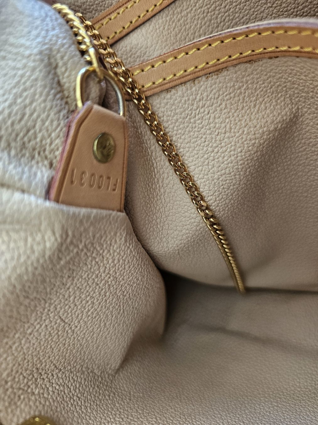 Louis Vuitton Borse: Louis Vuitton Monogram Bucket Bag  – Usato da Dottikon venduto da Chicca_73 4