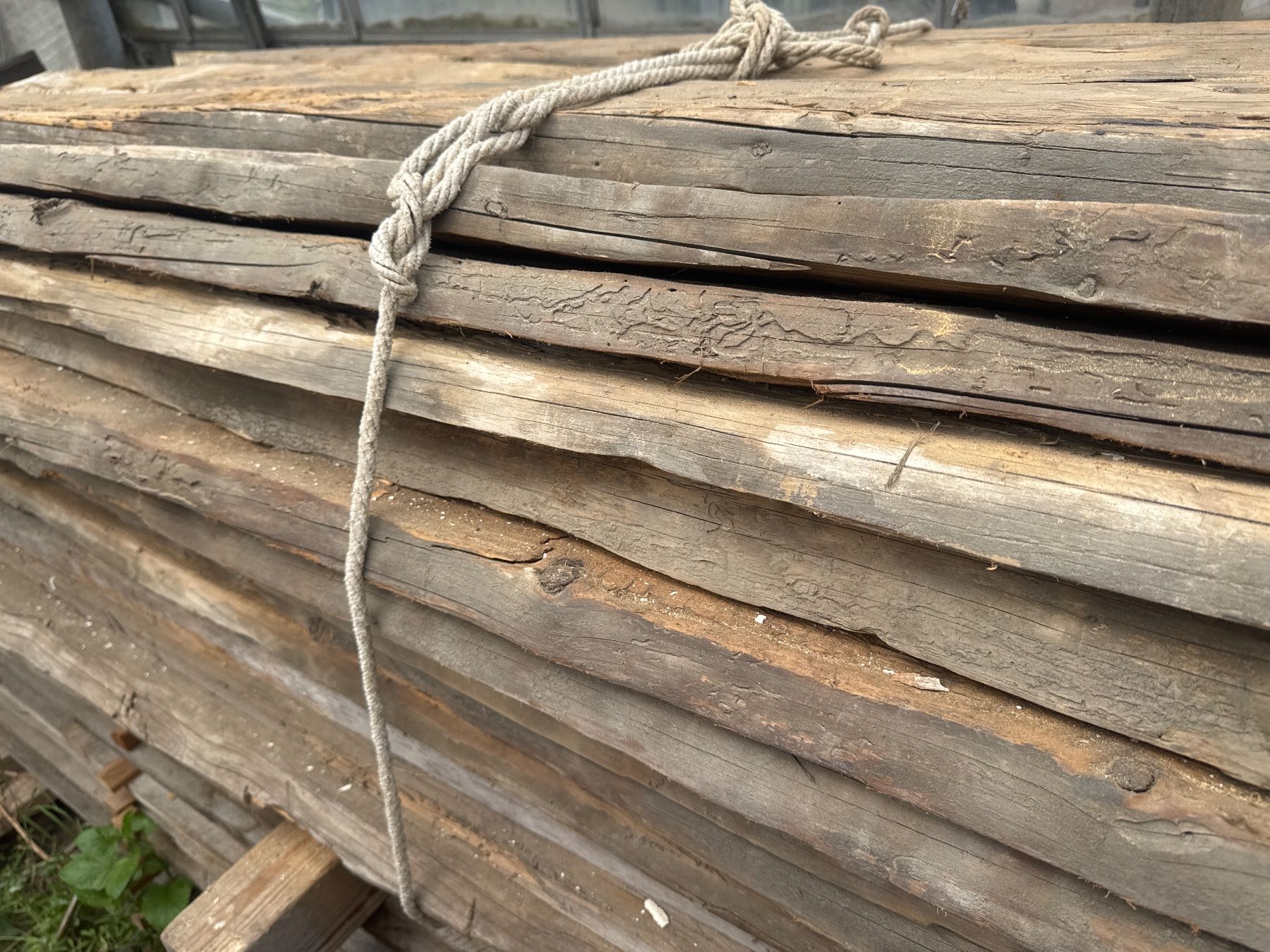 Travi: Poutres  anciennes delignier – Usato da St-Blaise venduto da Jack.b 1