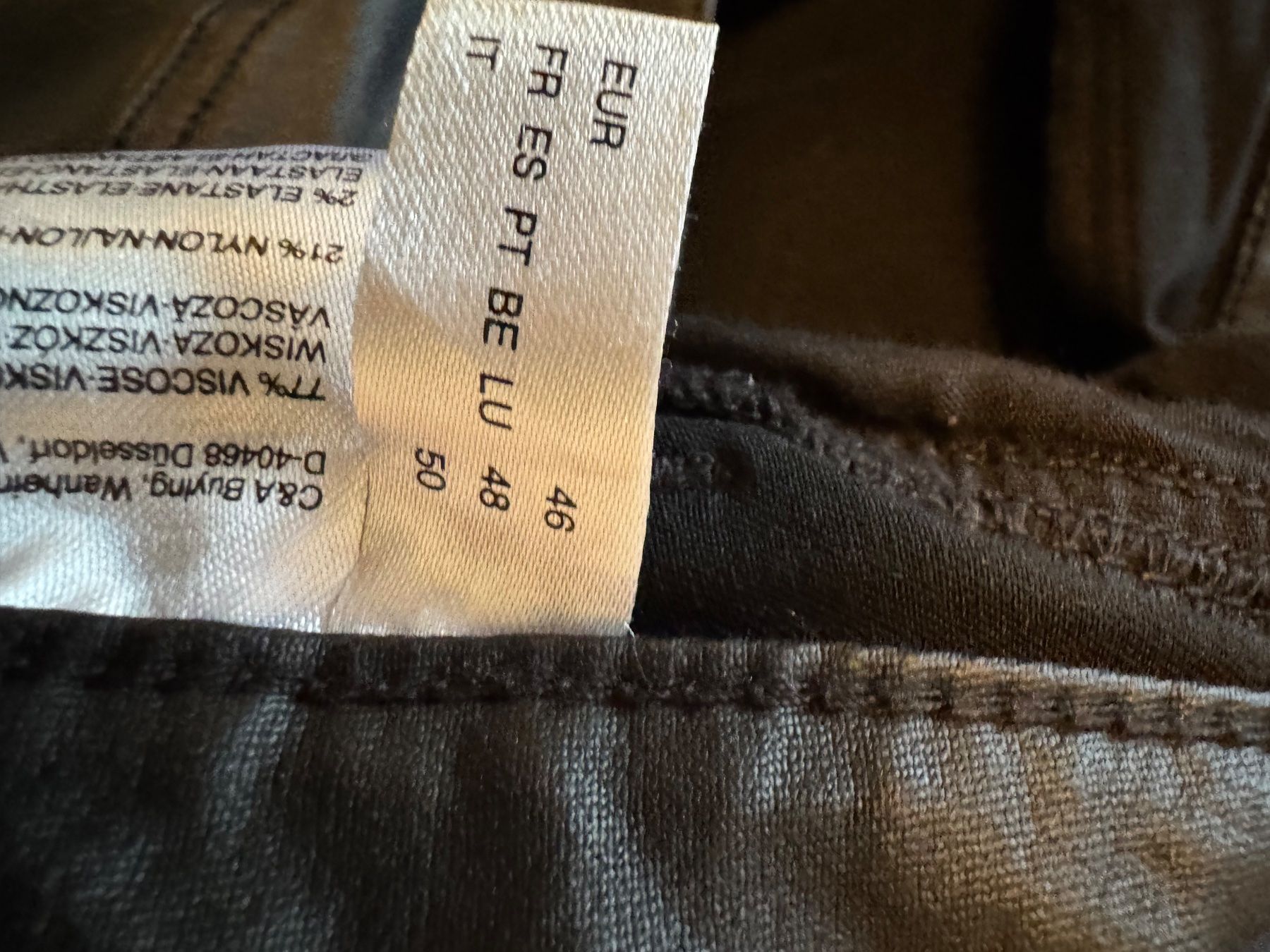 C&A Pantaloni: Hose schwarz Lederlook – Usato da Gattikon venduto da saxo16 1