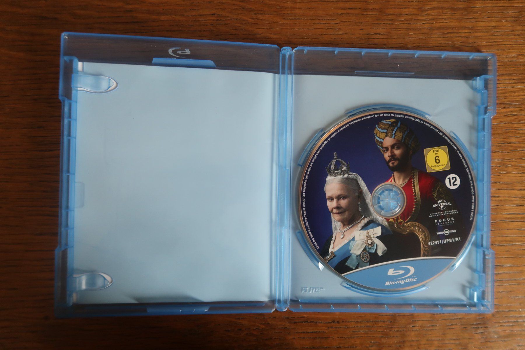 Alle DVDs: Blu-ray CONFIDENT ROYAL                 FR EN IT DE – Gebraucht aus Porrentruy von tupatup 2