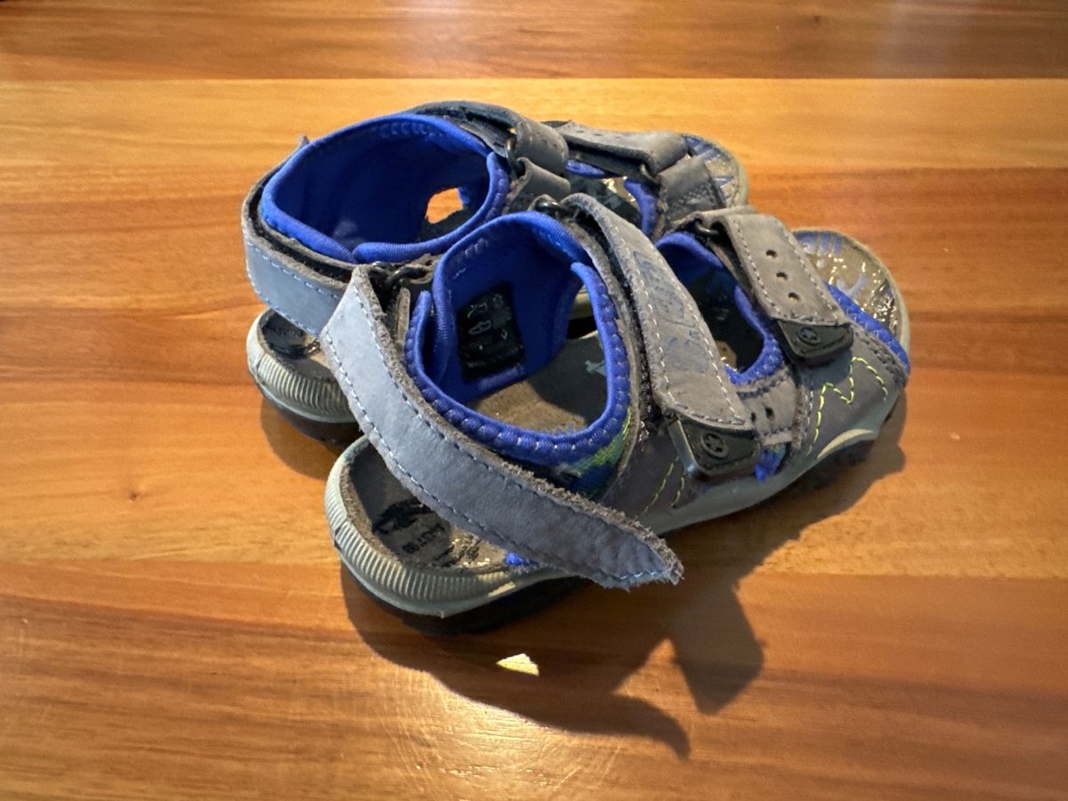Scarpe per ragazzi: Sandalen Twisty Grösse 28 – Usato da Wolhusen venduto da Subi688 1