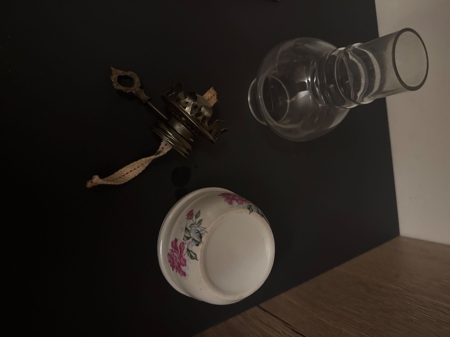 Lampade: Lampe pétrole ancienne – Usato da Lajoux JU venduto da Briard0 5