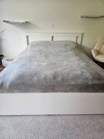 Bett inkl. Matratze (160x200)