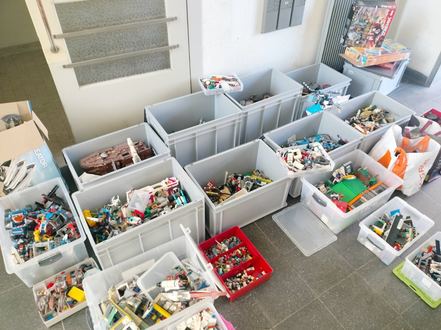 Lego Giocattoli: Riesige Lego Sammlung 2010er Ninjago, Star Wars, Modular... – Usato da Wil SG venduto da RoyalBricks